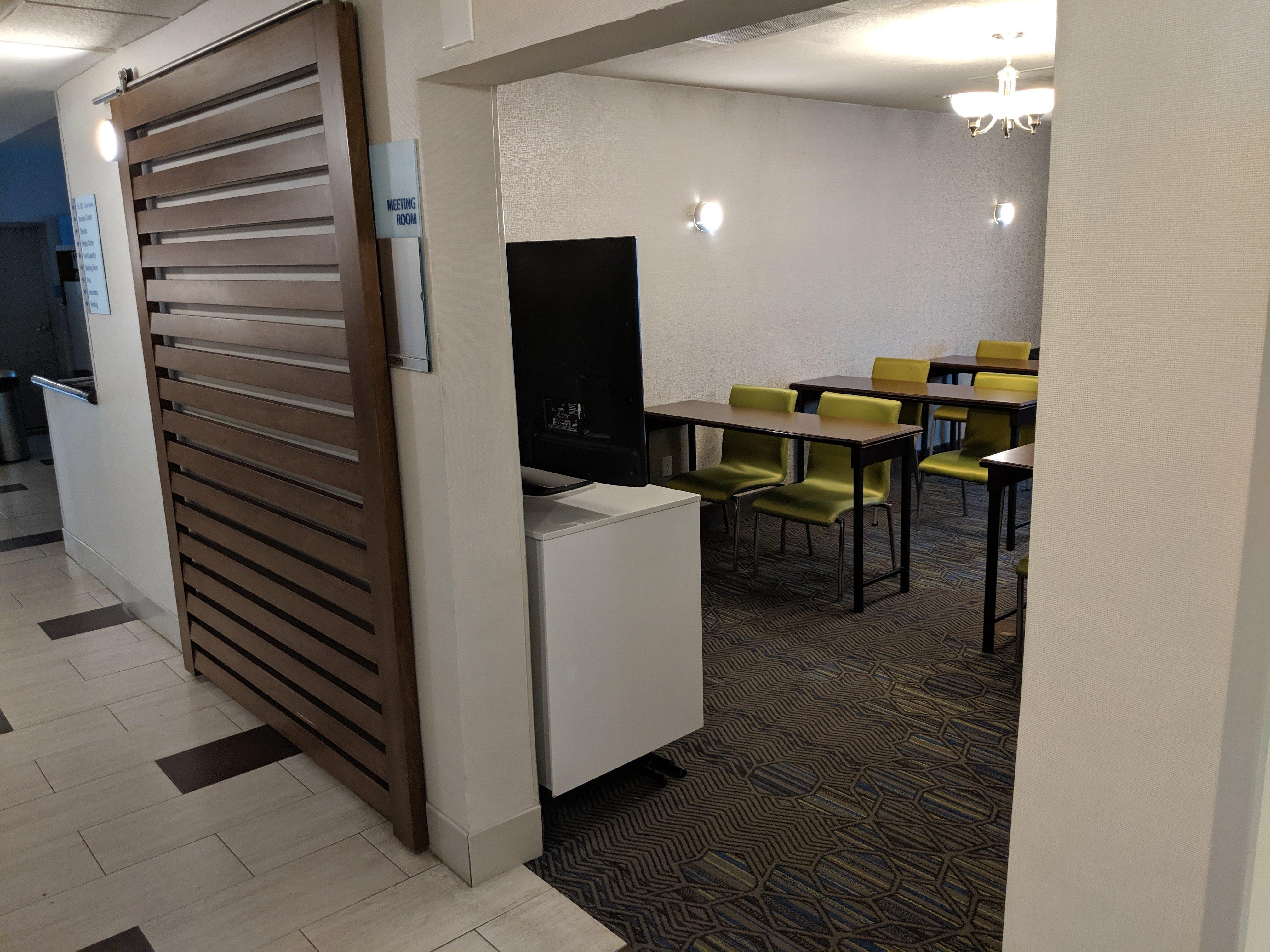 Holiday Inn Express Venice By Ihg Екстериор снимка